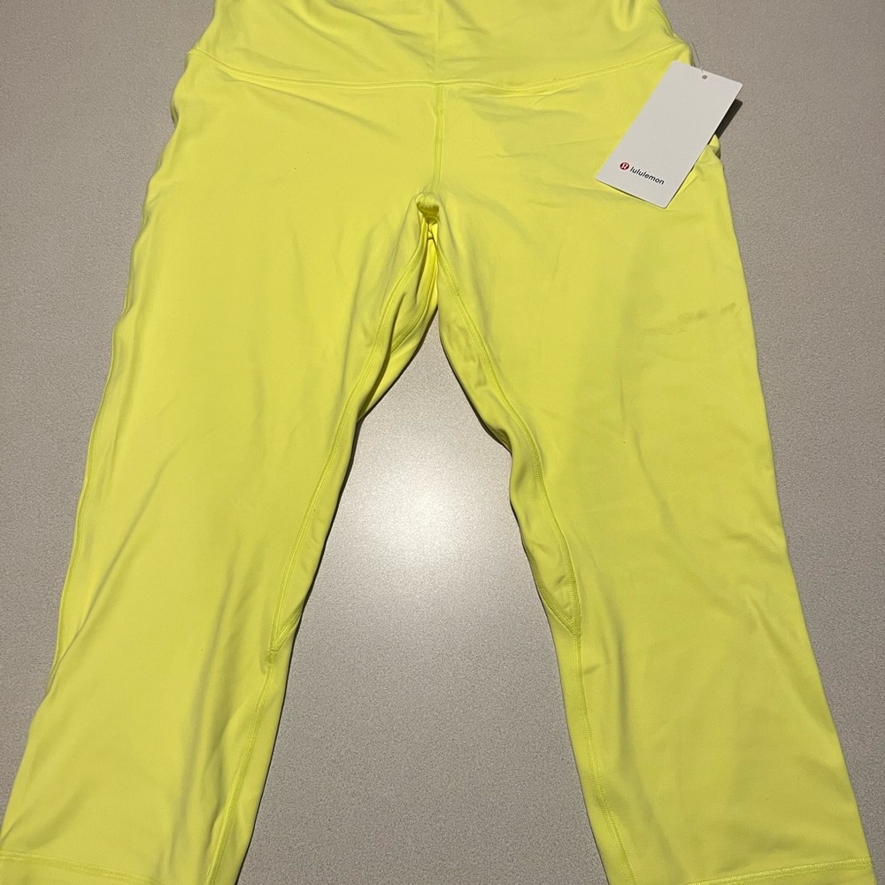 BNWT Lululemon Align High- Rise Crop 21” Electric Yellow